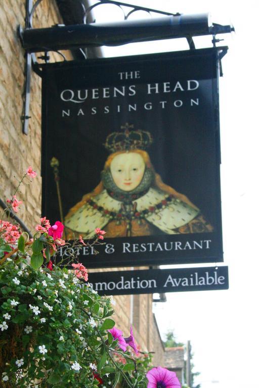 Queens Head Inn Nassington Exterior foto